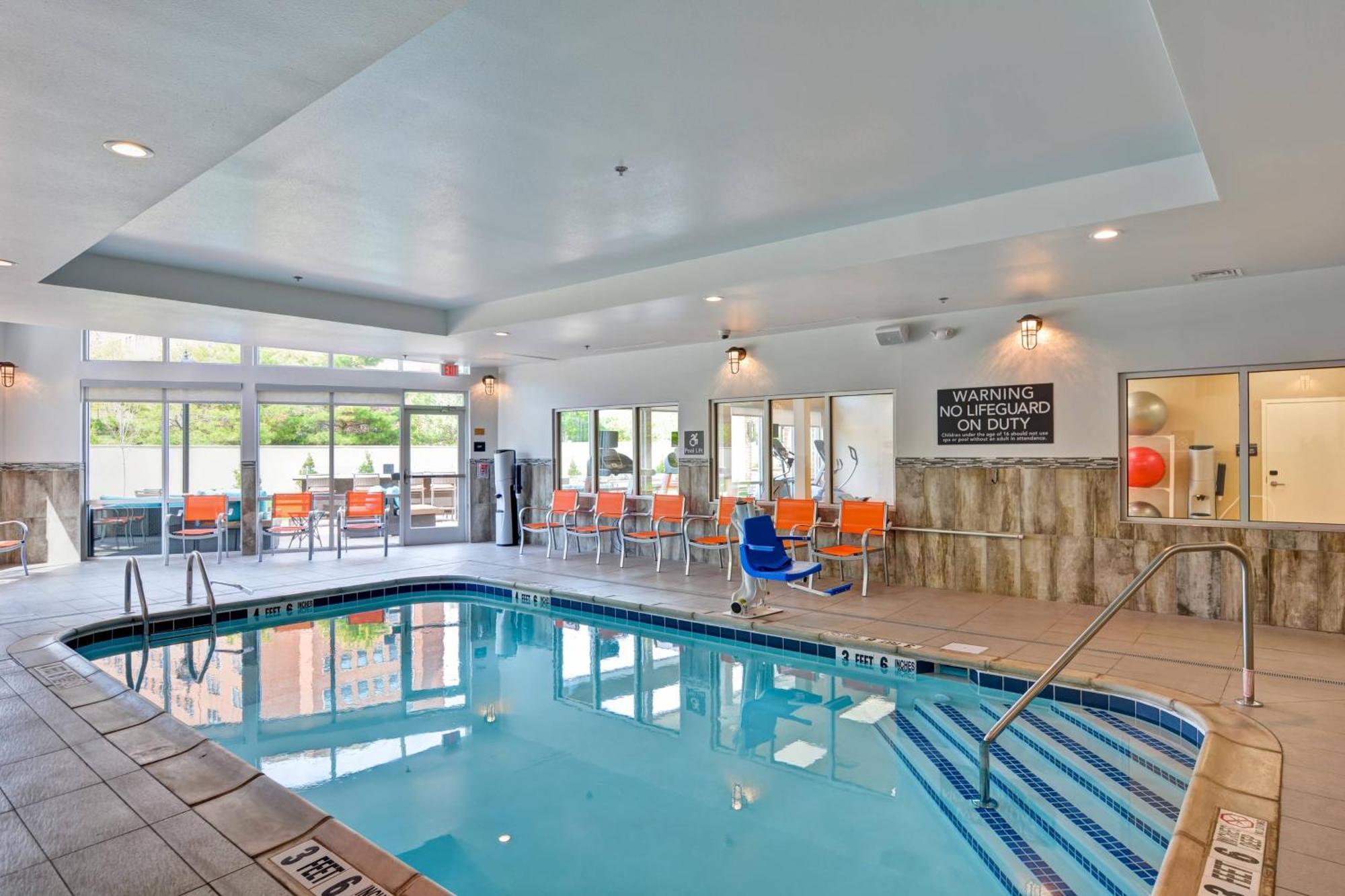 Courtyard By Marriott Long Island Islip/Courthouse Complex Ξενοδοχείο Central Islip Εξωτερικό φωτογραφία